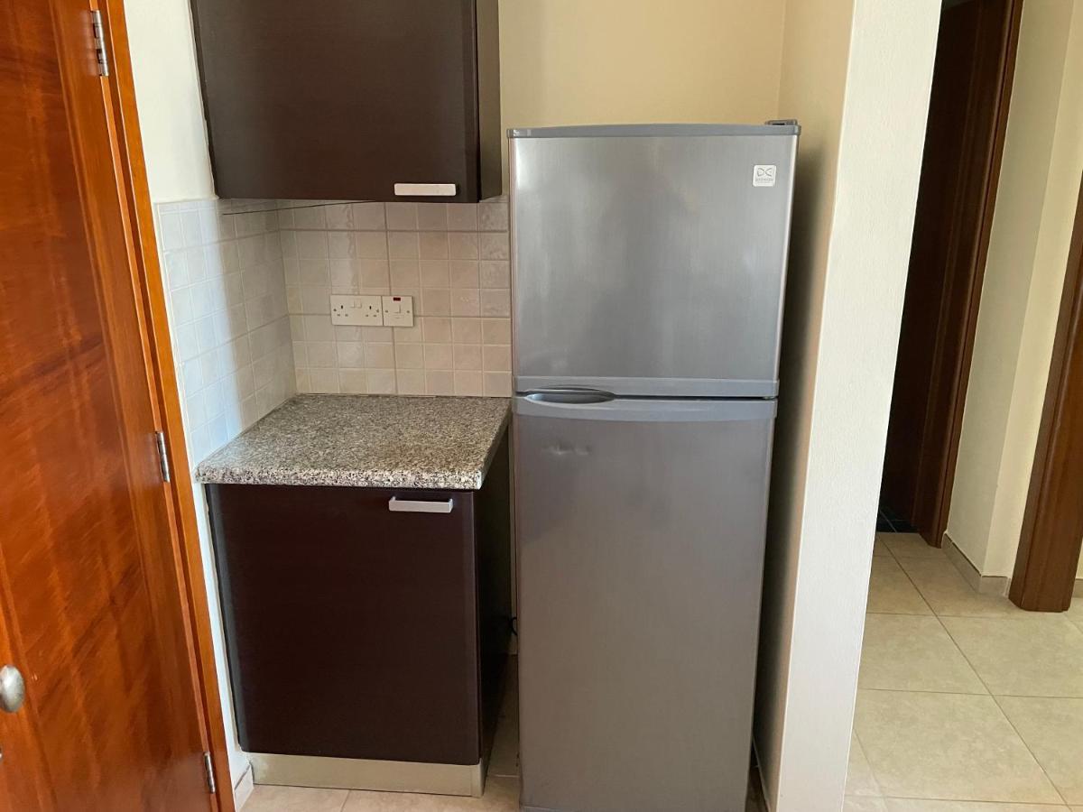 Kings Resort 1 Bedroom Apartment Пафос Екстер'єр фото